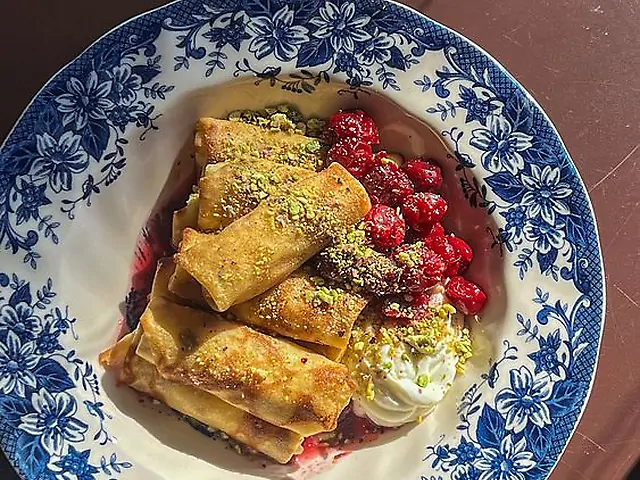 Млинці з солодким сиром