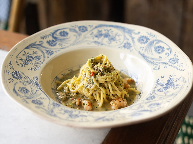 Make Aglio Olio Great Again з лангустинами і кальмаром