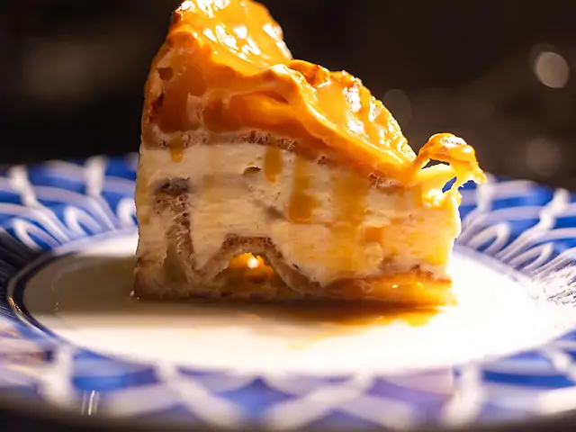 Профітролі-торт з лимонним Амальфітанським кремом