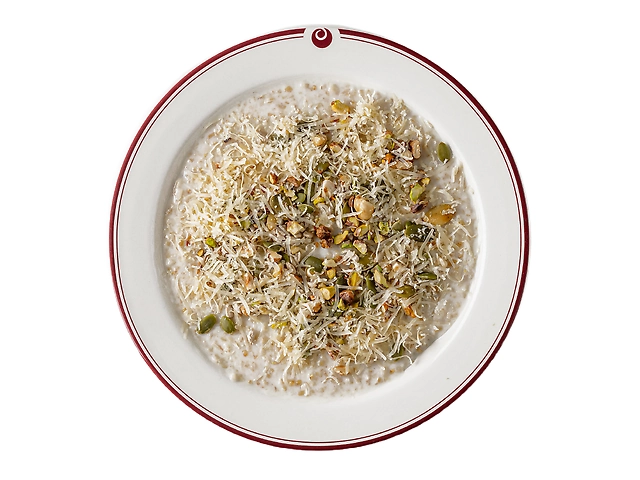 Вівсяна каша з пармезаном