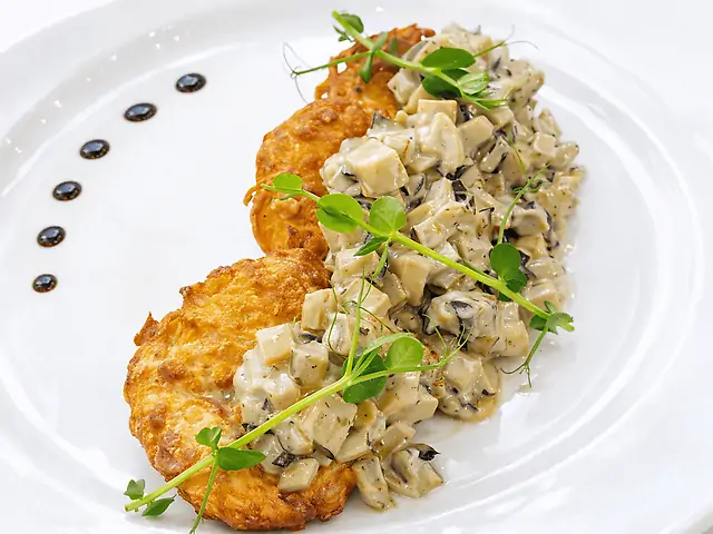 Деруни з грибами