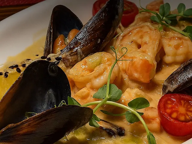 Соте морепродуктів