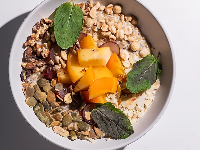 Вівсянка з хурмою без цукру