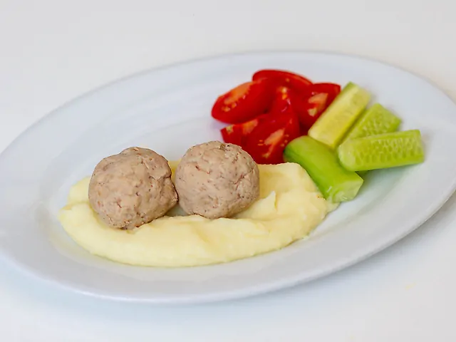 Пюре з котлетками