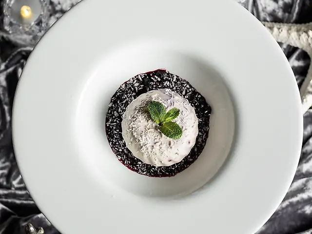 Чорнична панна-кота