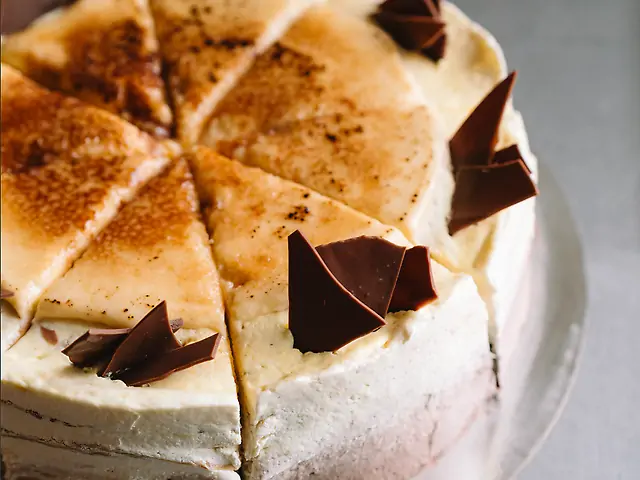 Торт Млинцевий Шоколад Манго