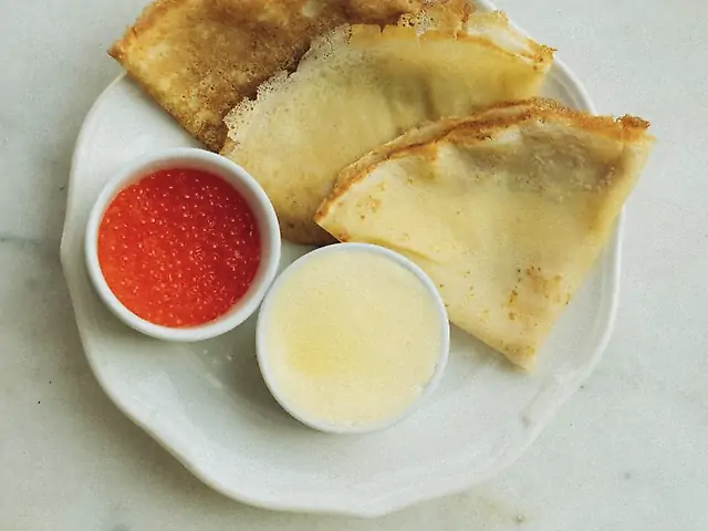 Crêpes із червоною ікрою