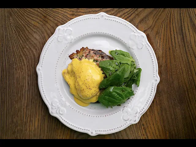 Хешбраун з тартаром з лосося: 