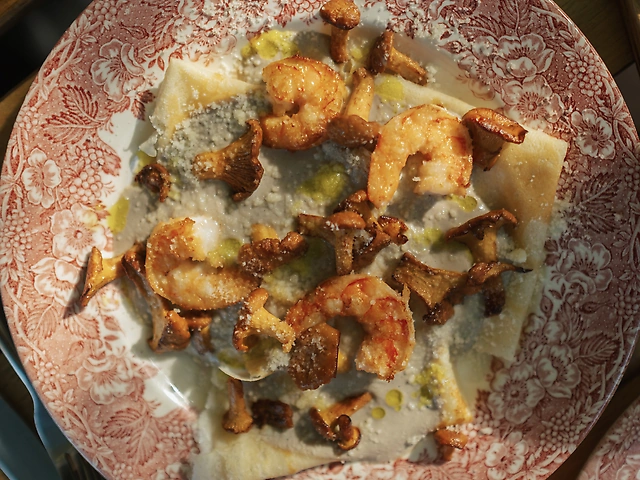 Млинці з лисичками