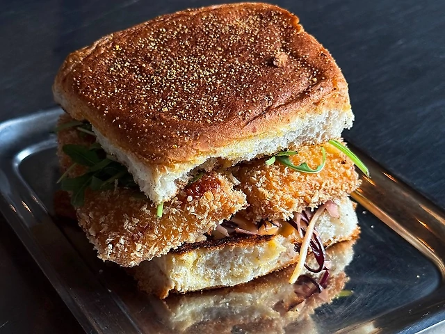 Халумі мафін