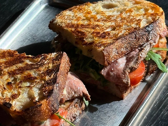 Cендвіч з ростбіфом