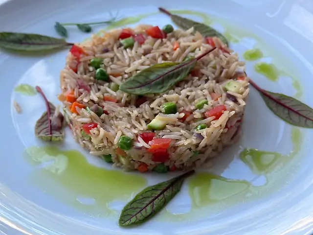 Рис смажений з овочами