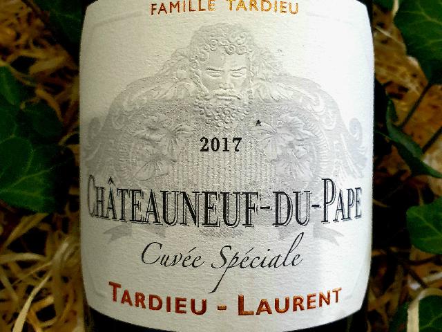 Вино Tardieu-Laurent Chateauneuf-du-Pape Cuvee Speciale 2017, красное сухое, 0,75 л, Долина Роны, Франция (арт. 1806176)
