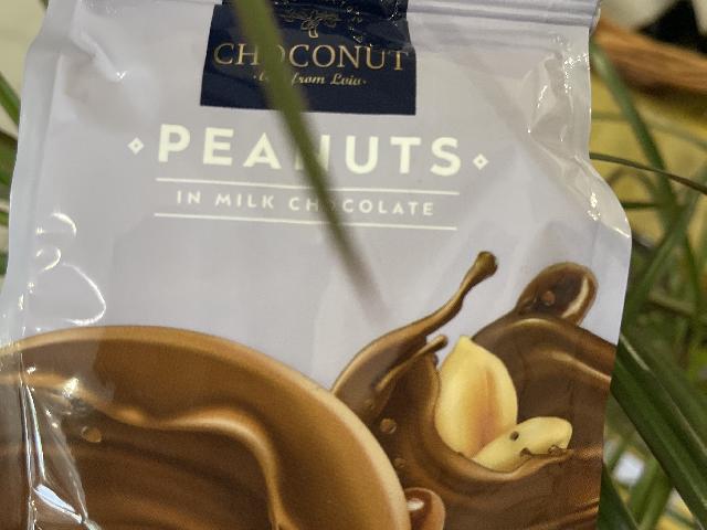 Конфеты " CHOCONUT PEANUTS " в молочном шоколаде
