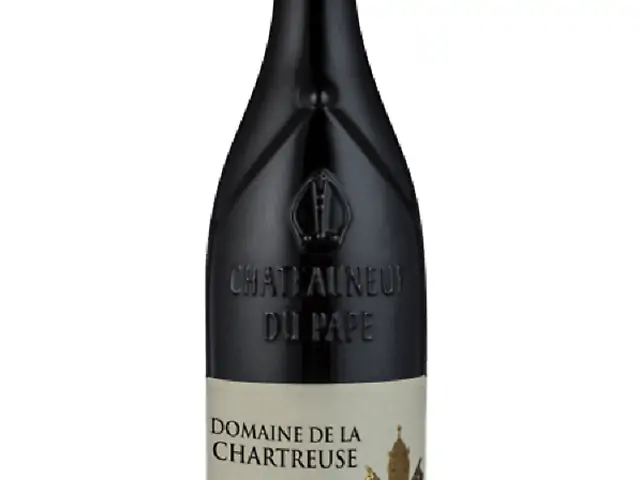 Вино Domaine de la Chartreuse Chateauneuf-du-Pape AOP черв. сухе 15% 0.75л