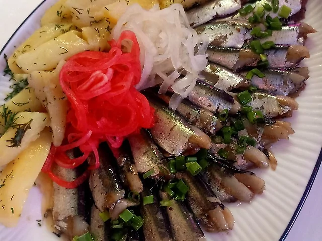 Тюлька з картоплею