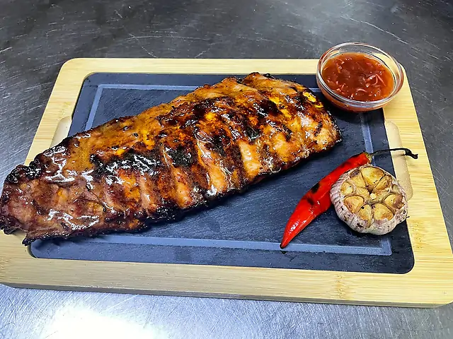 Свинячі ребра BBQ