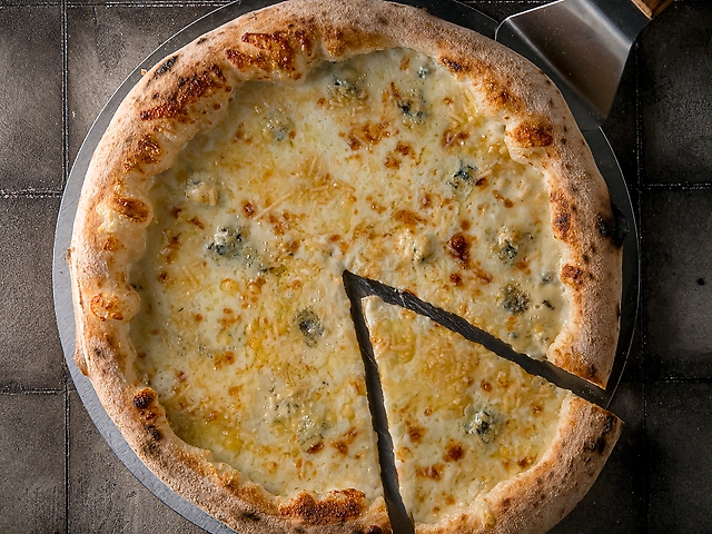 Пицца 4 Сыра