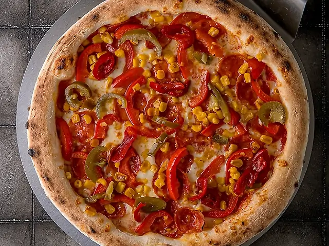 Пепероні з перцем халапеньо