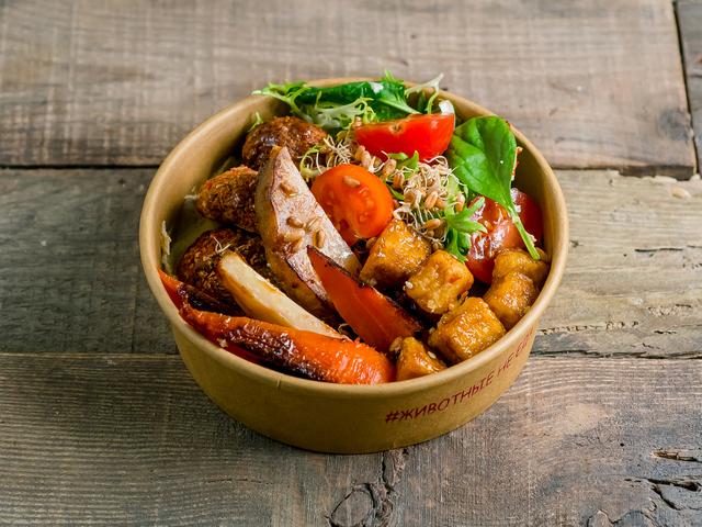 Фирменный боул Go Vegan с фалафелем, хумусом, тофу и овощами