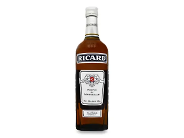 Міцний алкогольний напій на основі анісу Ricard 0,7л. 45%