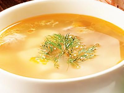 Курячий бульйон з домашньою локшеною