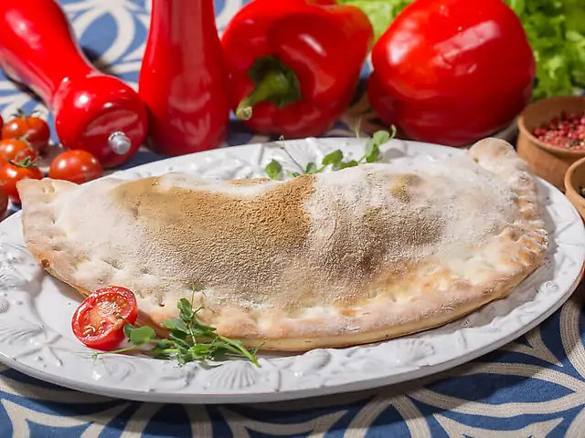 Кальцоне