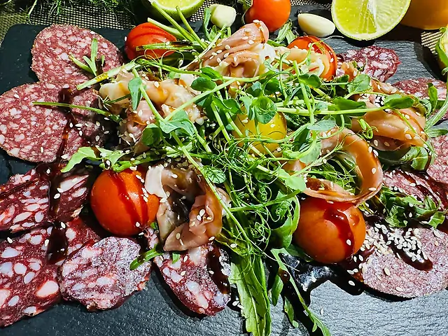 Асорті делікатесне