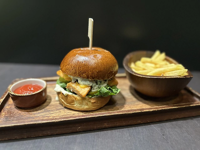Salmon Fillet Burger