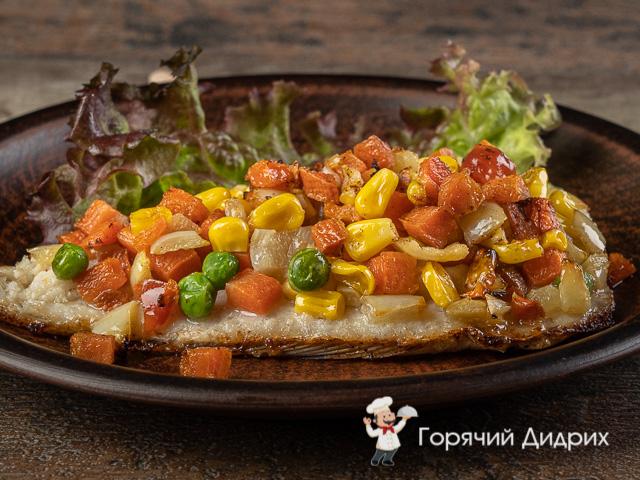 Запечный хек с овощами