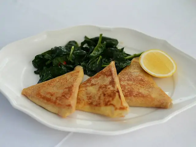 Млинці з телячими мізками та шпинатом