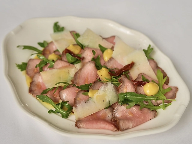 Салат з ростбіфу