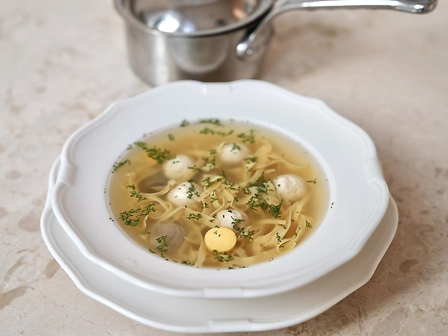 Курячий бульйон