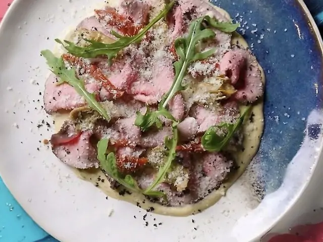 Ростбіф під соусом тоннато