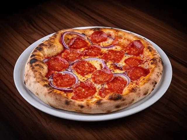 Піца з салямі