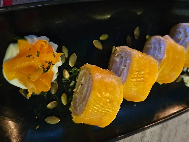 Гарбузовий ролл з цитрусовим крем-чізом