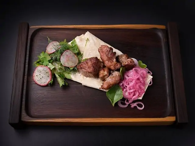 Шашлик з свинячої шиї