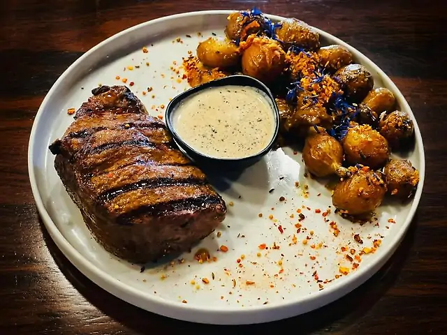 Стейк Рібай (Україна) з соусом пеперкорн