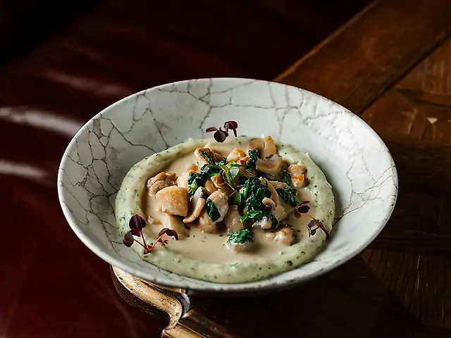 Куряче філе у вершковому соусі