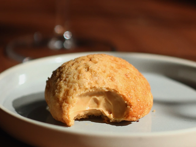 Шу карамельне кремю