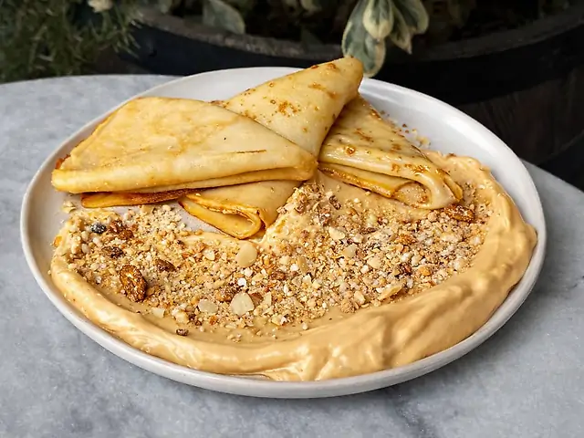 Млинці з карамельним кремю