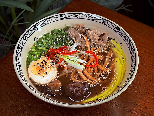 Рамен з яловичиною