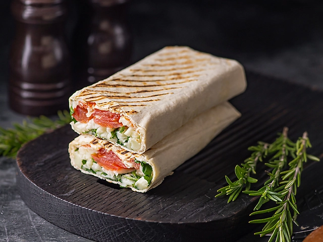 Сулугуні в лаваші