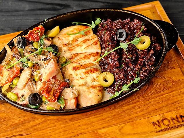 Пательня з куркою
