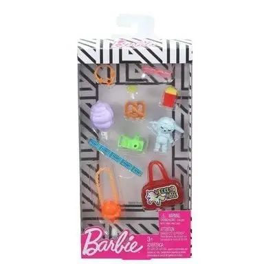Аксесуари Barbie "Все для мандрівки" в асортименті