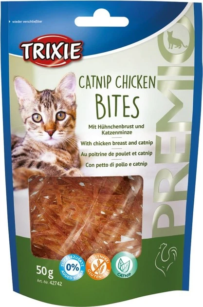 Ласощі з куркою та котячою м&#039;ятою Catnip Chicken Bites Trixie, 5 шт/уп.