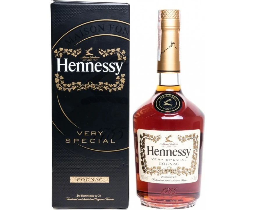 Коньяк VS Hennessy, 0.5 л