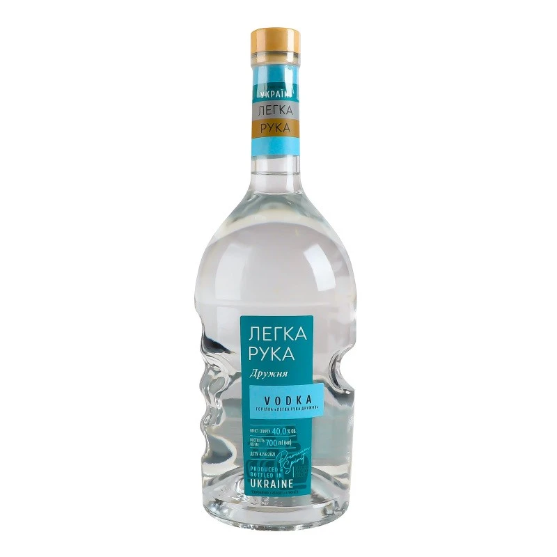 Горілка особлива Дружня Легка рука, 0.7 л