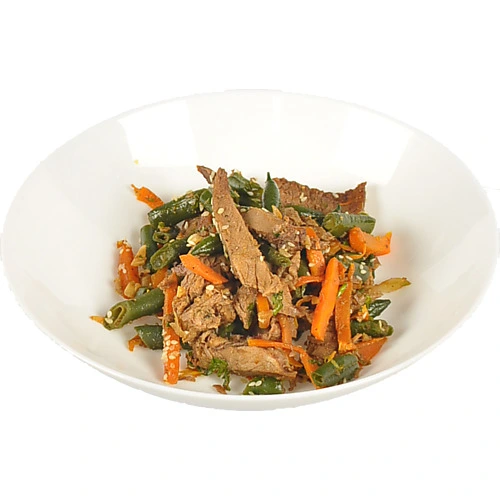 Салат зі стручкової квасолі та яловичини