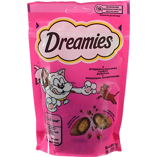 Лакомство Dreamies 60г з яловичиною